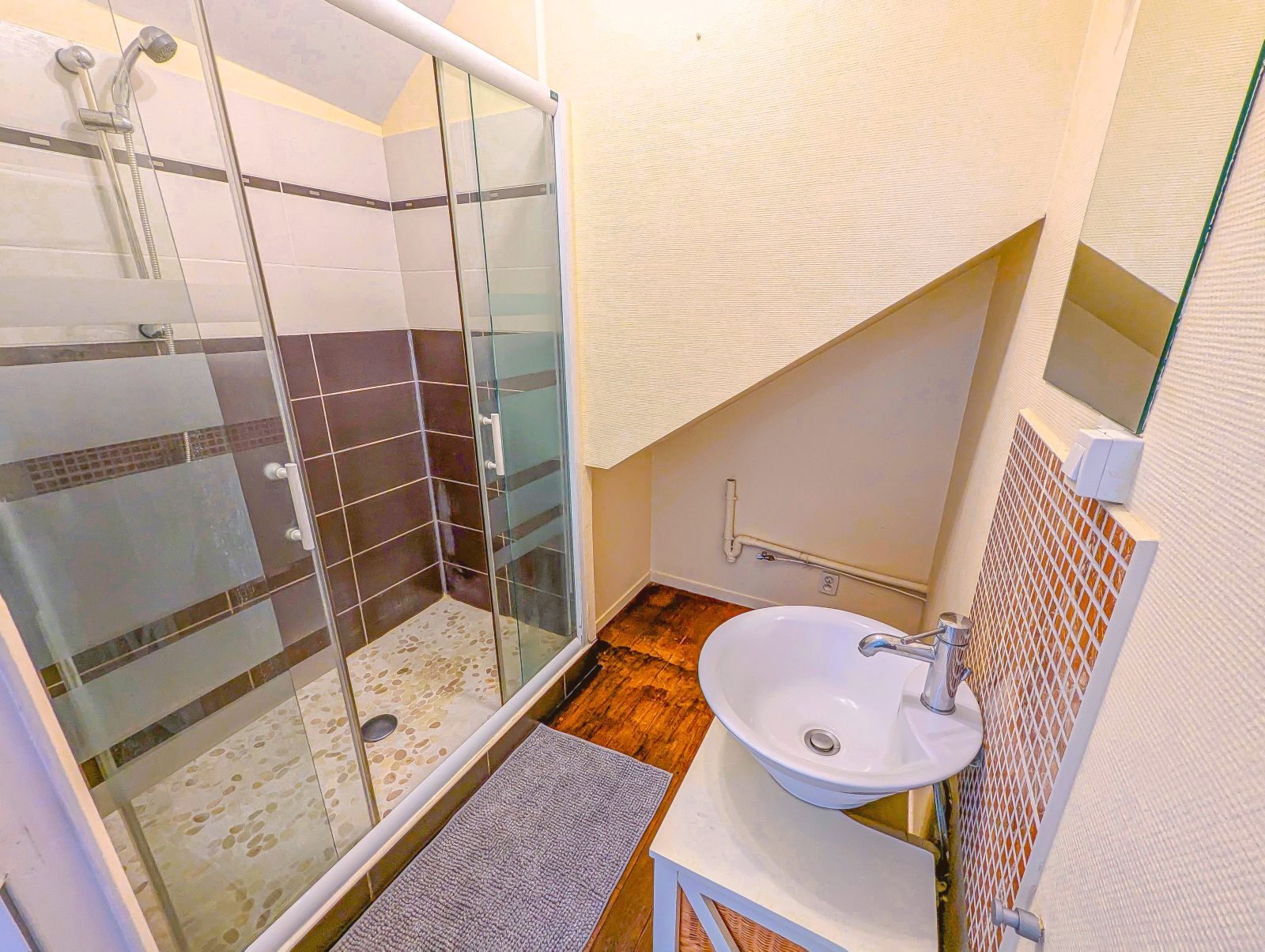 Image_, Duplex, Le Mans, ref
                        :G-00037