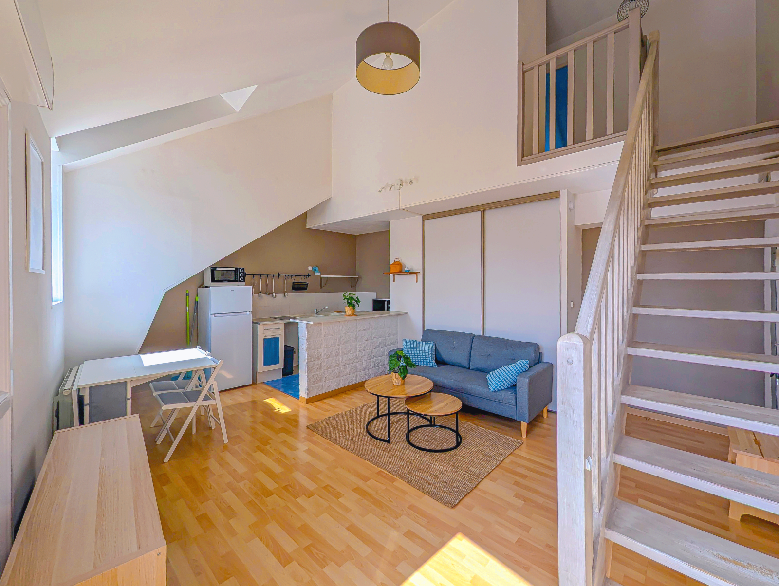 Image_, Duplex, Le Mans, ref
                        :G-00037